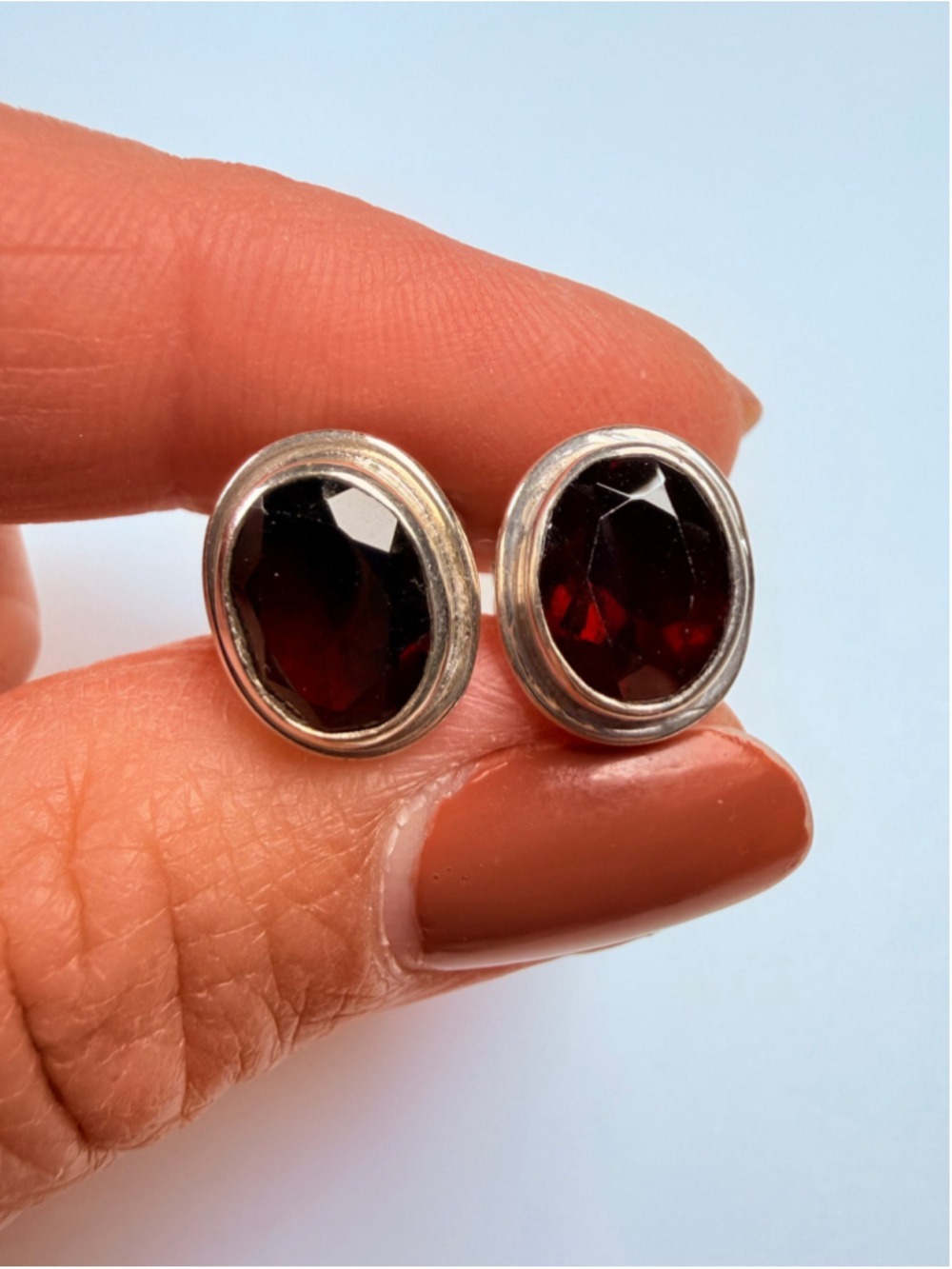 Sajen 4 CT Garnet Solitaire 925 Sterling Silver Bali Boho Vintage Stud Earrings